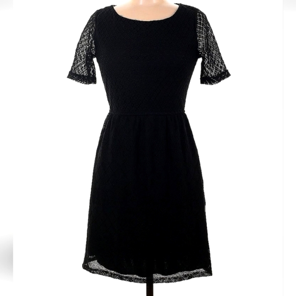 Buttons Black Dress Short Sleeve Size Medium - Picture 1 of 2